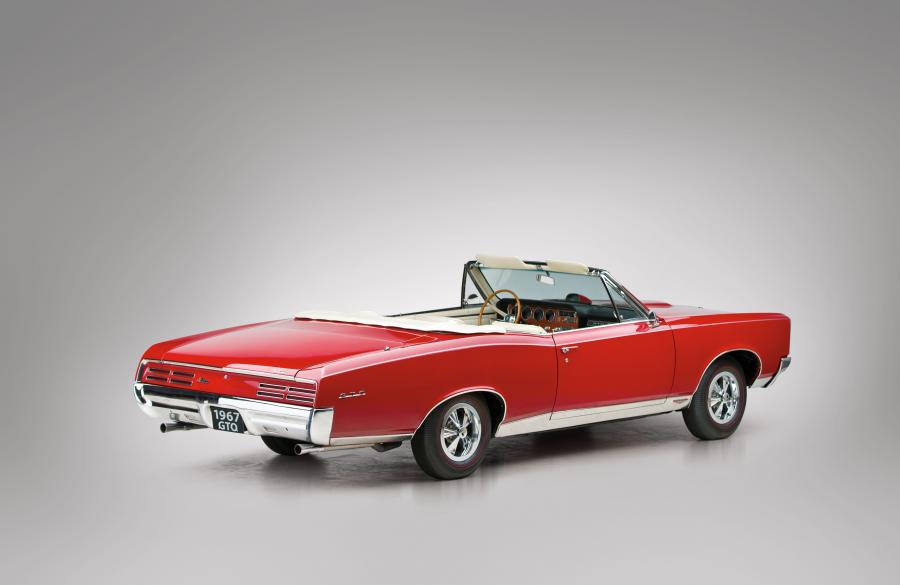  Pontiac GTO Convertible 1967 года  (фото 24 из 35)